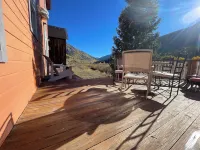 Creekside Side Pet Friendly Retreat Hotels in Silverton