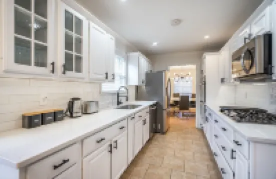 NEW! Gorgeous recently remodeled 4-bedroom spacious home with a Heated Pool .