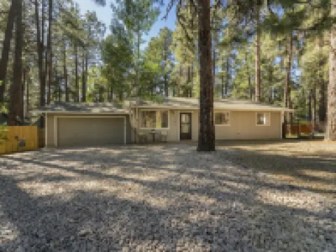 High-Altitude Retreat 卡馳納山莊酒店