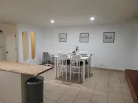Cozy 3 Bedroom house with Pool Spa and Game Room