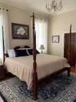 Historical Natchitoches Home, close to downtown and Cane River.