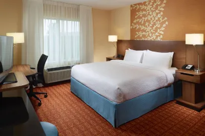 Fairfield Inn & Suites Fayetteville North Hôtels à proximité de : Methodist University