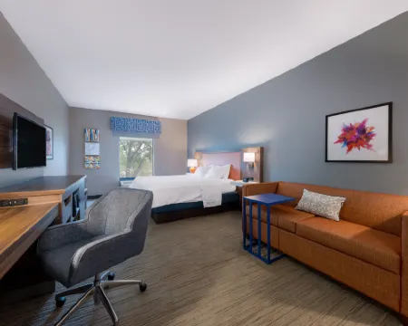 แฮมป์ตันอินน์ เซนต์โรเบิร์ต/ฟอร์ต เลนเนิร์ดวูด โรงแรมในSaint Robert