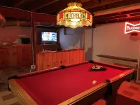 Parkside ranch on deadend street in North winton Village Hotel a Rochester