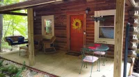 Beautiful Log Cabin with AC and WiFi in Gorgeous Burnsville.