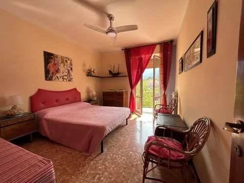 THREE-ROOM APARTMENT La Formica Azzurra, terrace overlooking hills, yes pets, near center - 2성급