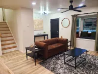 Beautiful, Cozy, and Spacious home- 3 mins from downtown