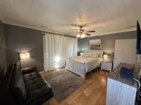 Recently Renovated Home w/private boathouse on main channel of Lake Guntersville