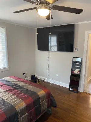 Great get away. 20 minute from CLT Airport, 27 minutes from UPTOWN CHARLOTTE!!