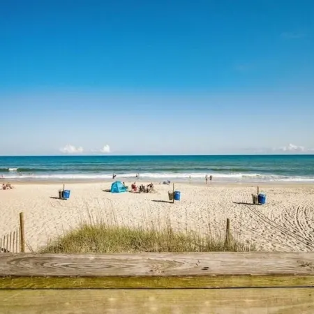 Oceanside Condo w/ Heated Indoor Pool, 2 Outdoor Pools, Beach Access & Bikes!