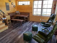 Hoot Owl Cabins -Incredible Lakefront Cabin PLUS a 2nd Tiny Home