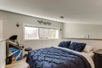 3-Br Luxury Home with Hot Tub & Arcade Games Hotels in Tracy City