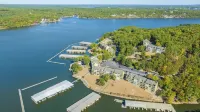 3 BR Lake Front Baypoint Condo, Pool, Boat Slip in Osage Beach, MO, MM 24 1/2