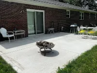 Groovy 1970s Home in central Indiana with basement full of entertainment! Hotels in Carmel