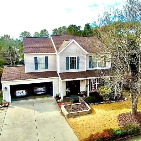 2,300 Sqft 2 Story Home With 3 Bedrooms 21/2 Bathrooms in Apex North Carolina
