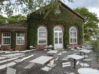 Spacious Vacation Apartment in a Farmhouse Between Varel and Dangast Hotels in Varel