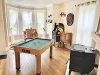 Mount Major Manor - Gunstock Getaway to NH Lakes & Mountains - Homestays