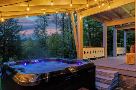 Tanglewood Retreat: Cozy, private chalet in Killington, Vermont