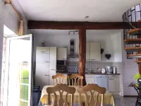 Upper floor apartment with a view