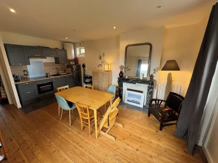 Appartement de Villa Historique - 50m de la Plage