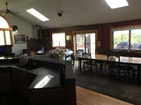 Lake Winni, walk to the beach, boat ramp, 3 acres, pool table, firepit, canoe