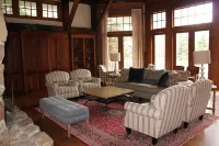 First Floor Allegheny Springs with Private Entrance-free pool use,slopeside,A/C