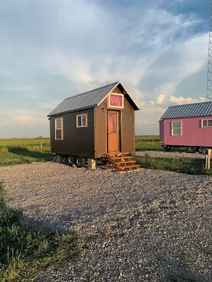Great View Tiny Home - Late Arrivals Welcome
