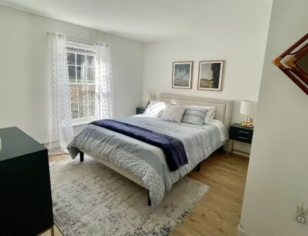 Lakefront Peaceful Getaway in Mountain Lakes