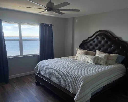 2 Bed/2 Bath Condo - Close to Downtown Sebring & Racetrack 세브링 호텔