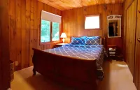 Beautiful Lake Michigan Home - Private Beach - Your 2026 Escape!