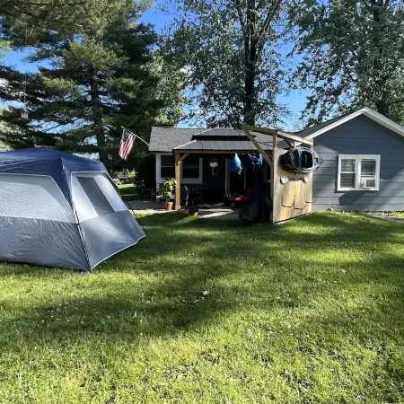 Waterfront!Outdoor living! Canoe kayaks paddleboard 60 ft dock Newly Renovated