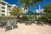 Welcome To Poseidon Too - A Newly, Completely Renovated Condo @ Sunrise Suites!