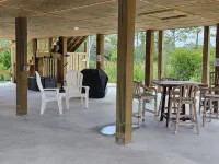 Emerald Isle,  Family vacation home, walk to beach and sound with in ground pool