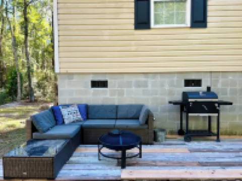 JJ's Lodge: Fisherman’s & Hunters Getaway