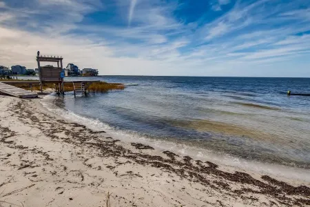 North Wind - Soundfront with Private Beach