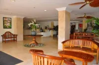 the Birdcage - Waikiki Hideaway, Steps to the Beach