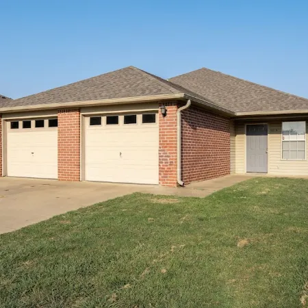 Delightful Duplex 2 beds 2 baths