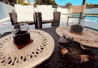 Ila's Beach House: Near IMG-Heated Salt Pool- Pets OK-Modern Organic Smart Home