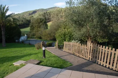 MARKAIDA HOUSE WITH POOL