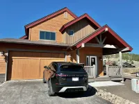 Winter Park/ Grandby Mountain Home NEW w/scenic views! Hotels near Dashing Thru The Snow