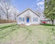 Cozy Cottage on Historic Route 66, Minutes Away from Wineries & Restaurants.