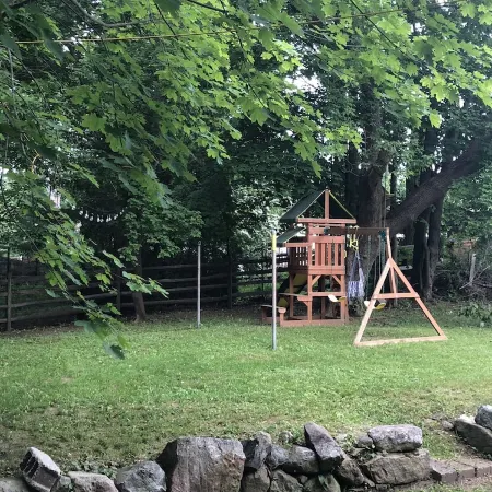 Cozy and beatifull 2br in New England . 5 min drive to the beach /sleeps 6
