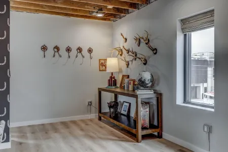 Alma Away For Your Perfect Western Stay Отели рядом с достопримечательностью «Casper Events Center»