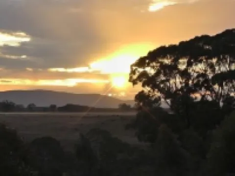 Bung Bong Hill Cottage Hotels in Maryborough