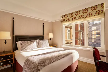 St. Ermin's Hotel, Autograph Collection Отели рядом с достопримечательностью «Клапхэм Таун»