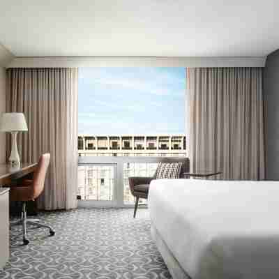 Marriott St. Louis Airport Rooms