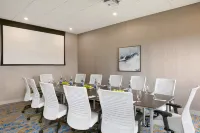 Embassy Suites by Hilton Montreal Airport Hotels in Pointe Claire