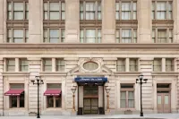 Hampton Inn & Suites Baltimore-Inner Harbor Các khách sạn ở Baltimore
