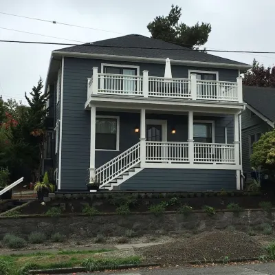 modern garden two bedroom pet friendly Hotels in Fremont