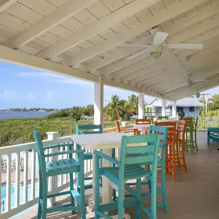 Direct Ocean View! 5 Bed/3 Bath with room for everyone. Large pool and Dock!